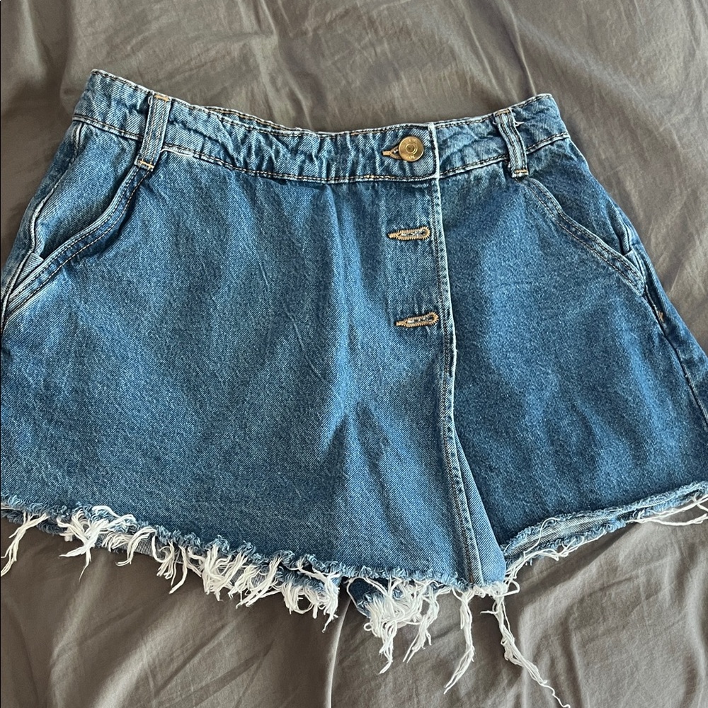 Zara Blue Denim Frayed Hem Skort